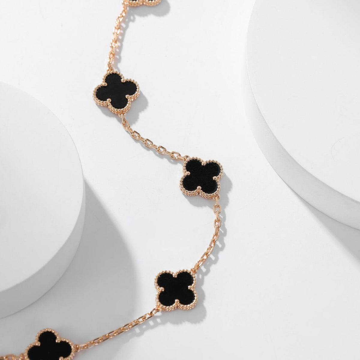 Mystic CLOVER 10 MOTIFS ONYX NECKLACE