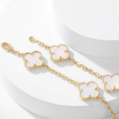 Mystic CLOVER 10 MOTIFS WHITE MOTHER OF PEARL NECKLACE