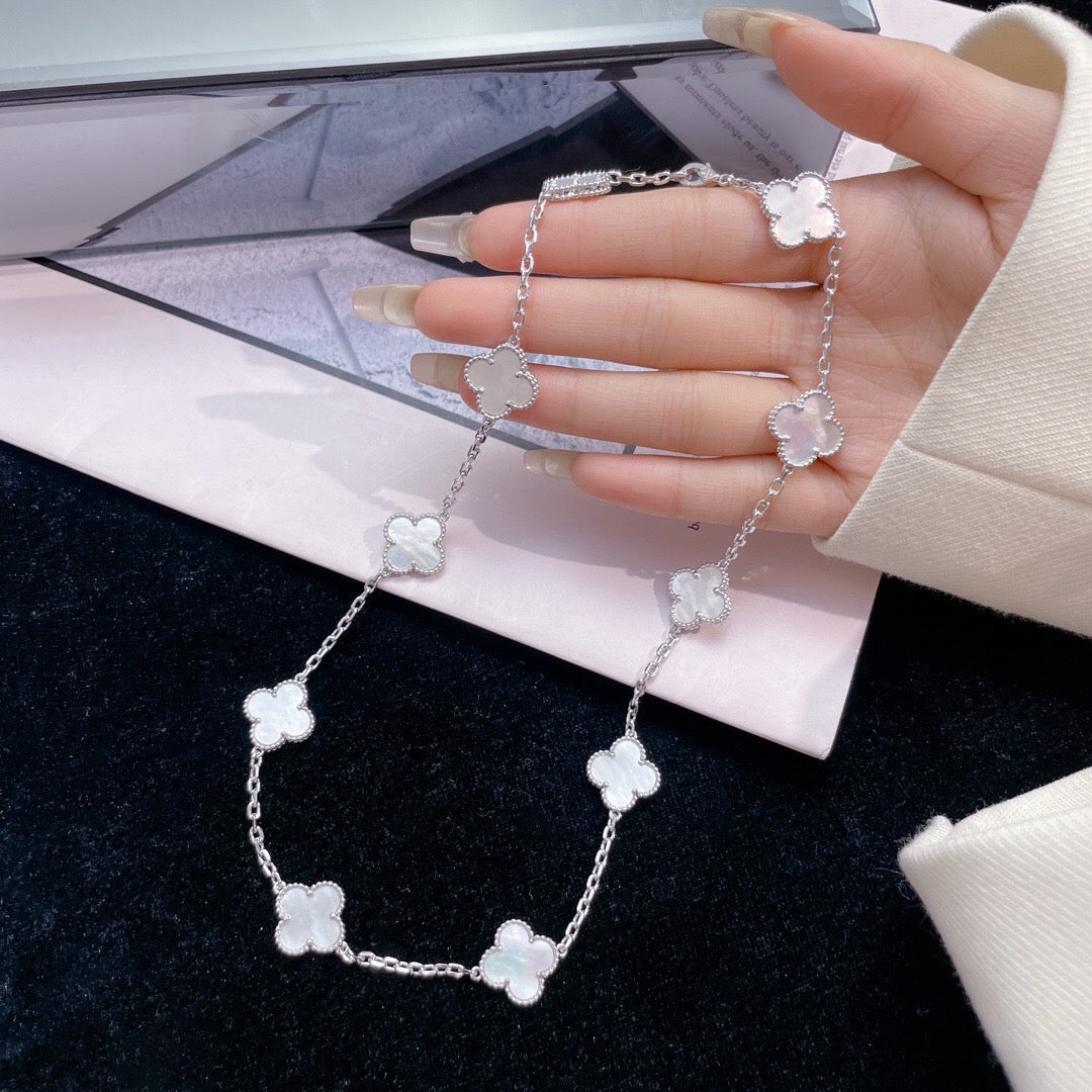 Mystic CLOVER 10 MOTIFS WHITE MOTHER OF PEARL NECKLACE