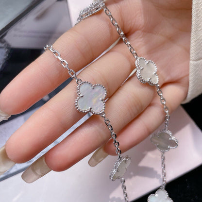 Mystic CLOVER 10 MOTIFS WHITE MOTHER OF PEARL NECKLACE