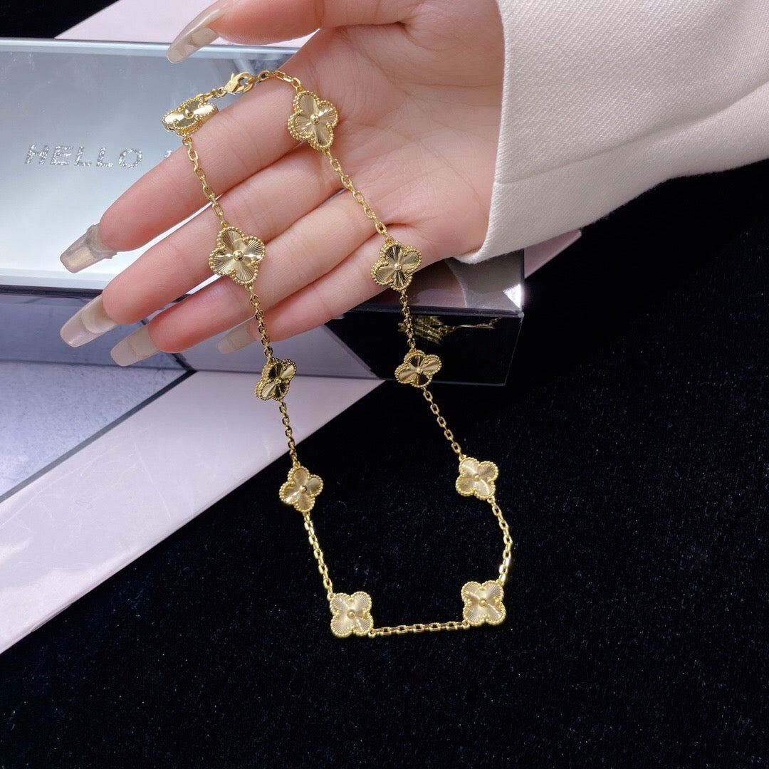 Mystic CLOVER 10 MOTIFS LASER NECKLACE