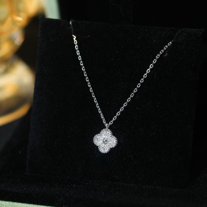 Mystic CLOVER MINI 9.5MM PENDANT DIAMOND NECKLACE