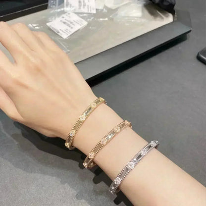Mystic CLOVER BRACELET 4MM DIAMONDS
