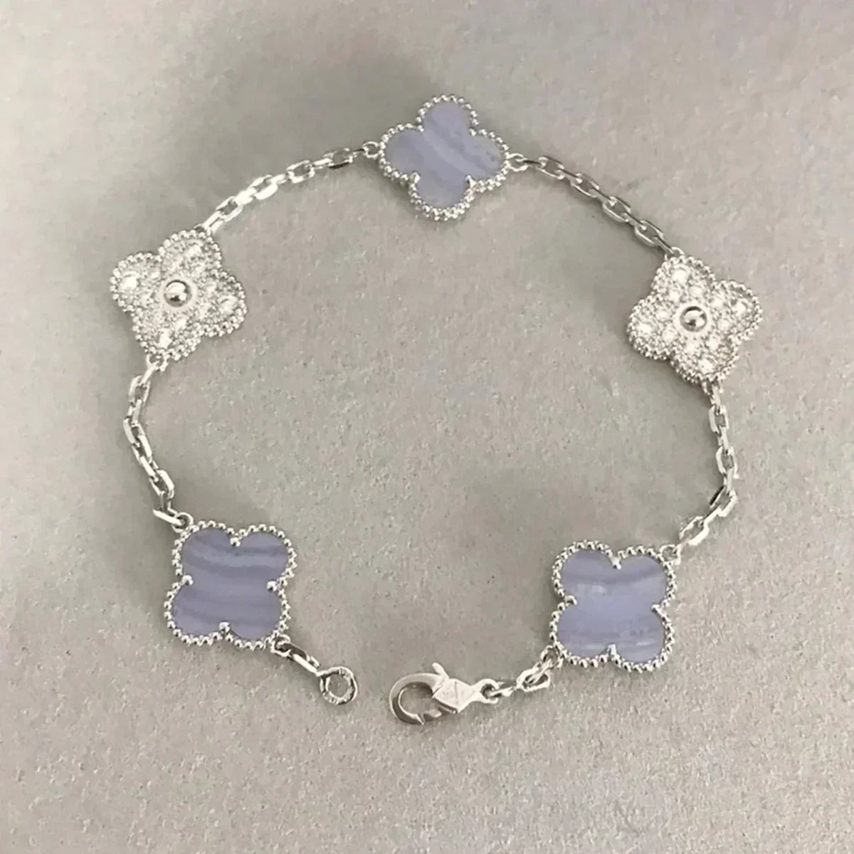 [Mystic ]New  CLOVER 5 MOTIF PURPLE CHALCEDONY BRACELET COLLECTION