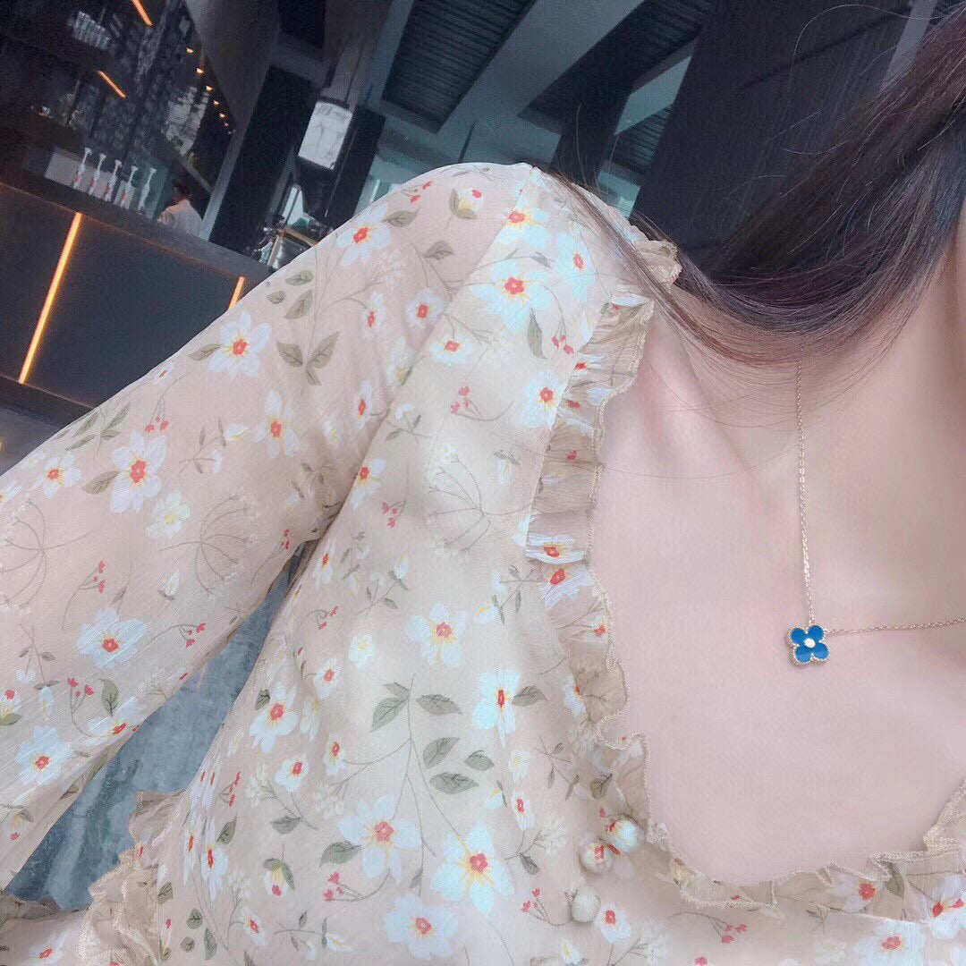 Mystic CLOVER 15MM DIAMOND AND BLUE AGATE NECKLACE