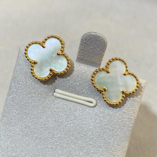 [Mystic ] CLOVER LARGE (20mm) 1 MOTIFS WHITE MOP STUD EARRINGS
