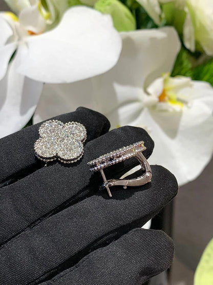 [Mystic ] CLOVER 20MM MOTIFS DIAMOND STUD EARRINGS SILVER