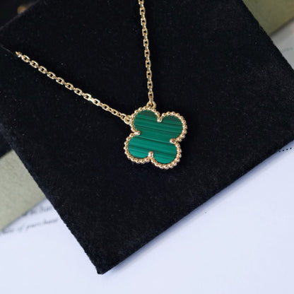 Mystic CLOVER 15MM MALACHITE SINGLE FLOWER  NECKLACE