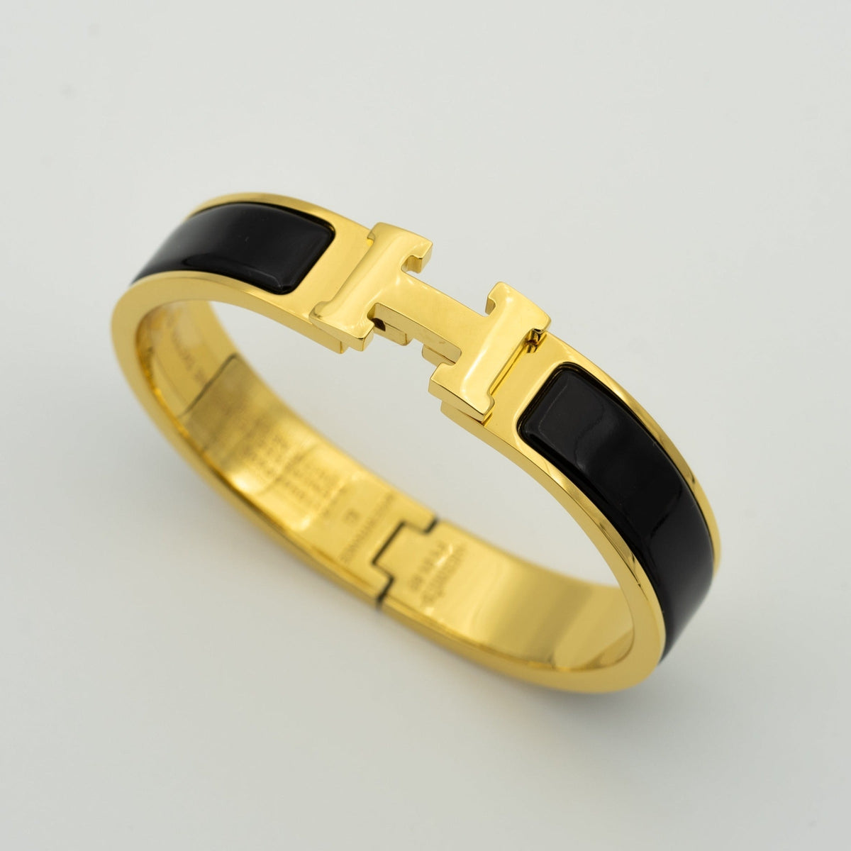 Mystic H BLACK BRACELET