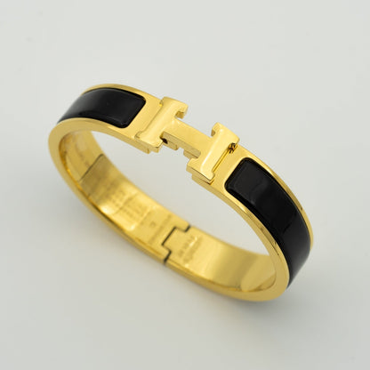 Mystic H BLACK BRACELET