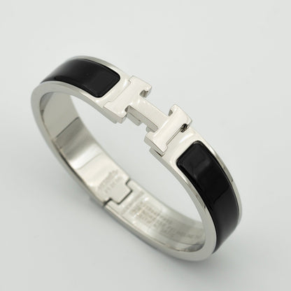 Mystic H BLACK BRACELET