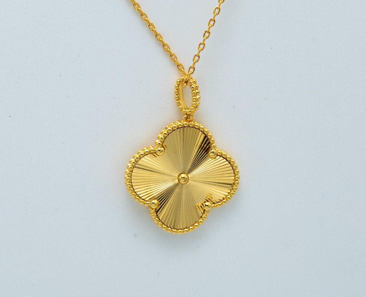 Mystic CLOVER 25MM PEDANT NECKLACE GOLD