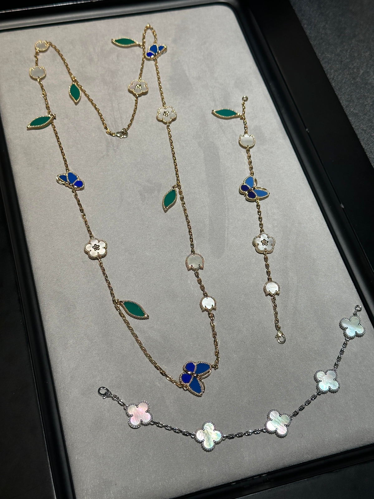 [Mystic ] 26 NEW CLOVER 15 MOTIFS LUCKY NECKLACE