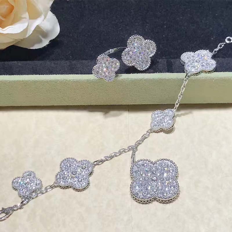 Mystic CLOVER 6 MOTIFS SILVER DIAMOND BRACELET