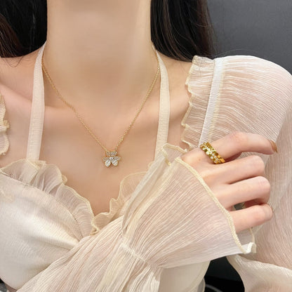Mystic FLOWER DIAMOND NECKLACE