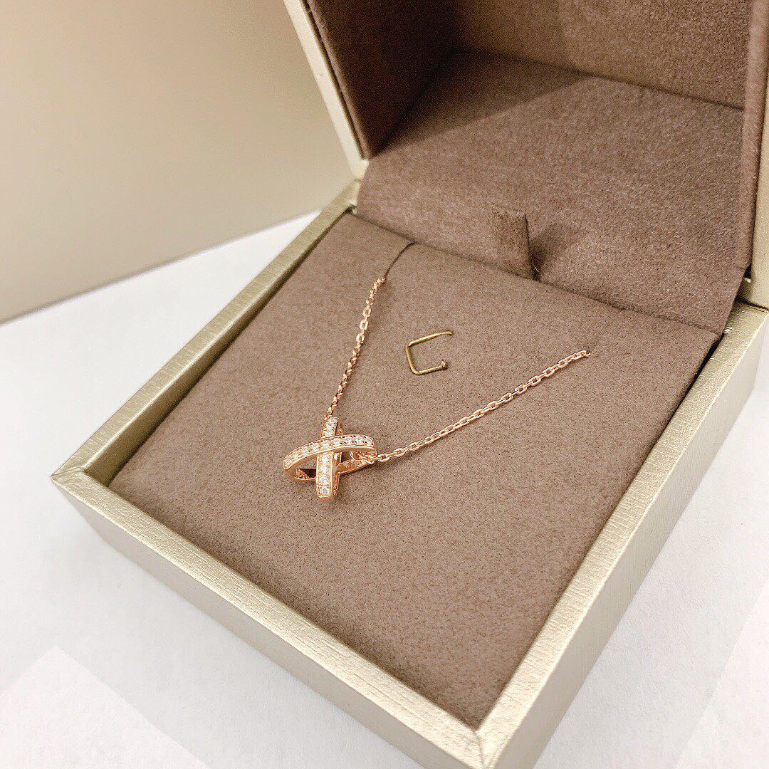 Mystic JEUX DE DIAMOND NECKLACE