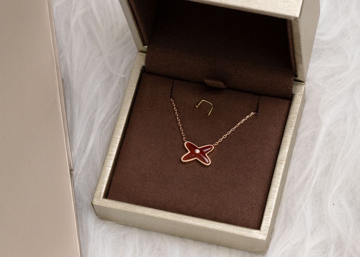 Mystic JEUX DE NECKLACE 1 DIAMOND