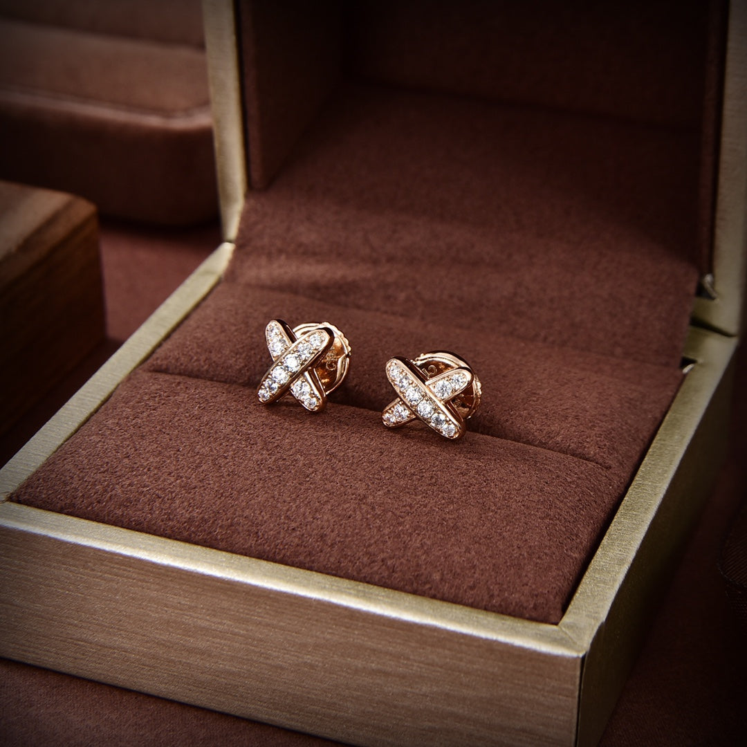 Mystic JEUX DE GOLD DIAMOND EARRINGS