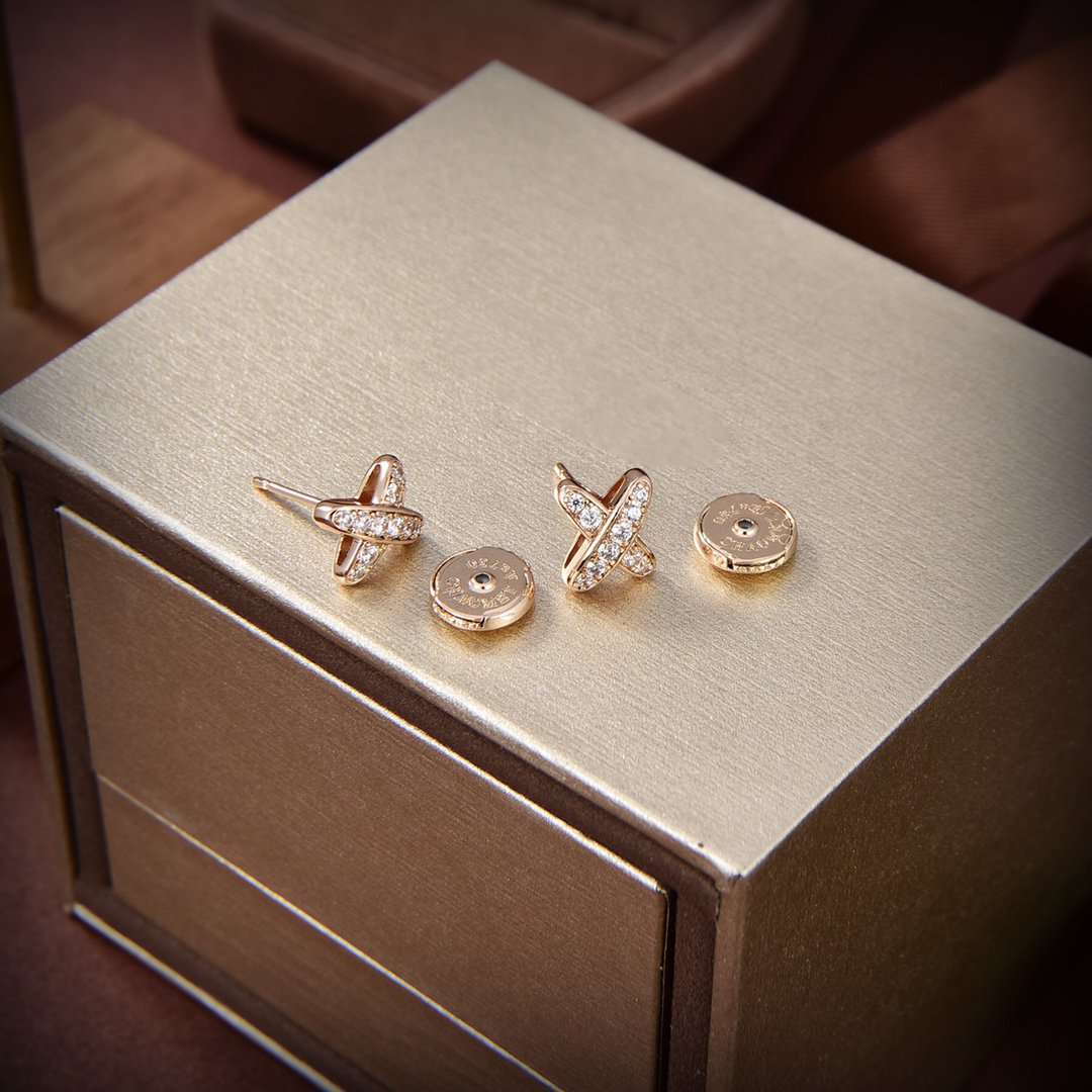 Mystic JEUX DE GOLD DIAMOND EARRINGS
