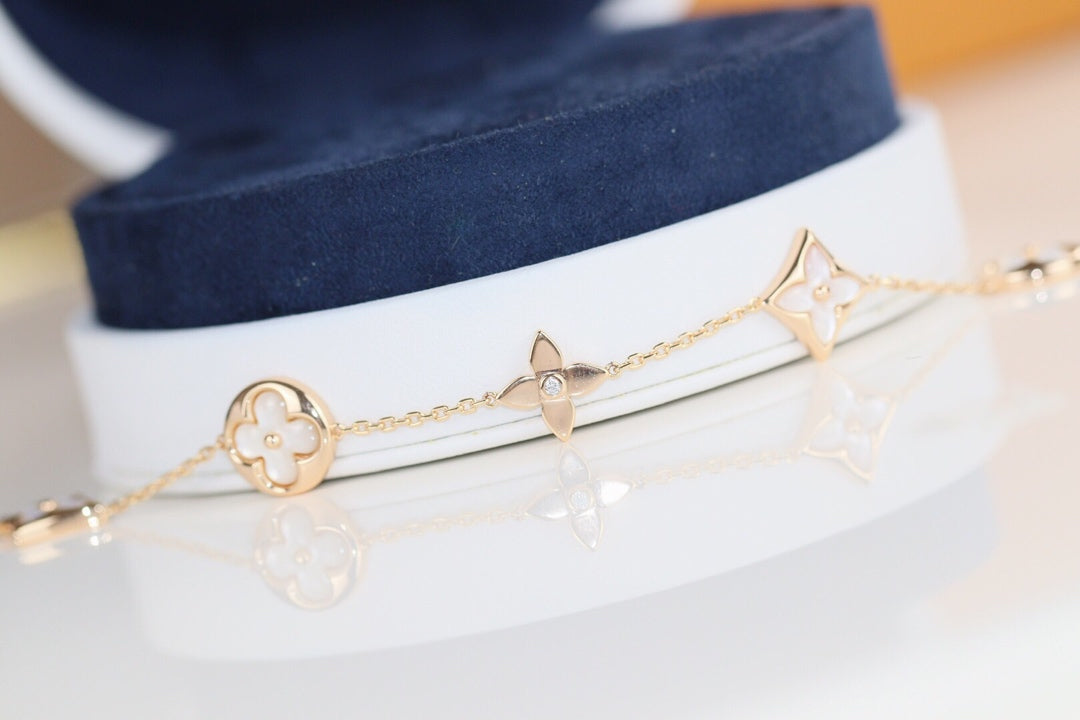 Mystic LEAF CLOVER BRACELET