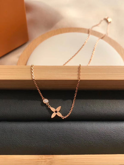 Mystic BLOSSOM PENDANT PINK GOLD AND DIAMOND
