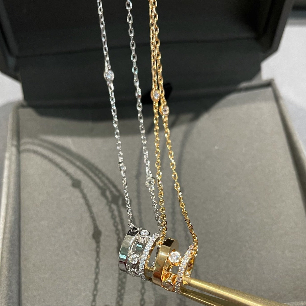 [Mystic]CHAIN MOVE ROMANE PEDAND NECKLACE