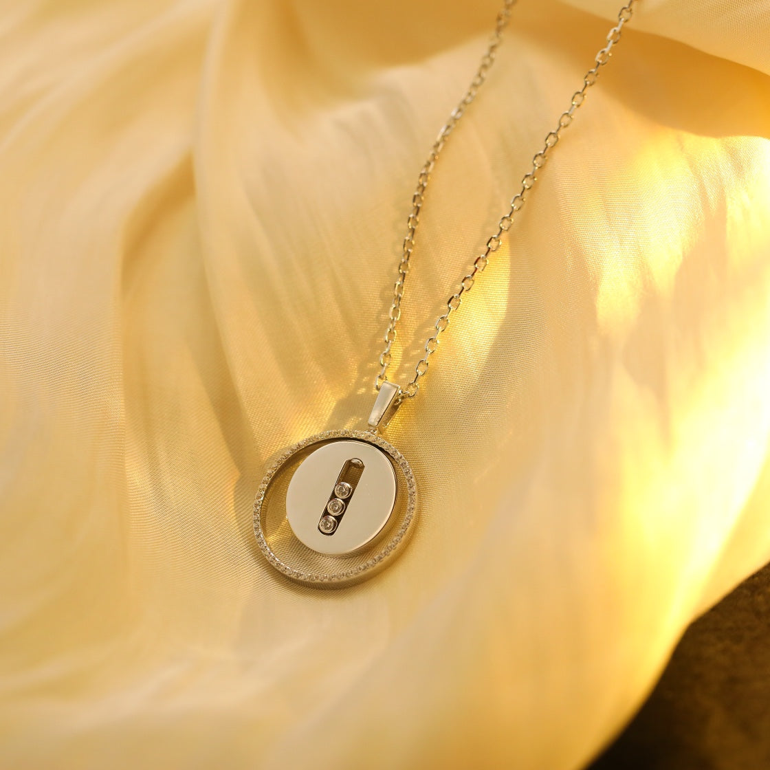 [Mystic]LUCKY MOVE MM SILVER DIAMOND NECKLACE