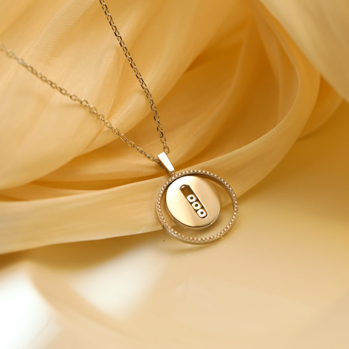 [Mystic]LUCKY MOVE MM SILVER DIAMOND NECKLACE