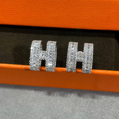 Mystic H STUD EARRINGS WITH SILVER DIAMONDS