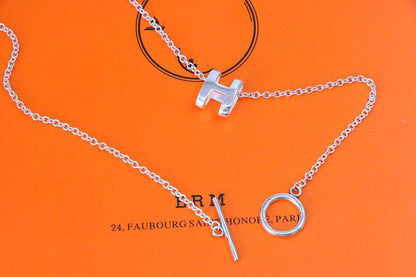 Mystic HM NECKLACE H LETTER OVAL SERIES
