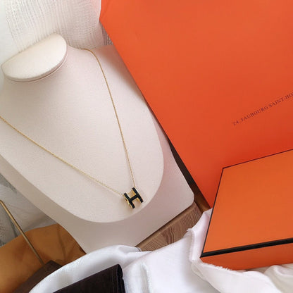 Mystic HM CLIC BLACK ENAMEL GOLD NECKLACE