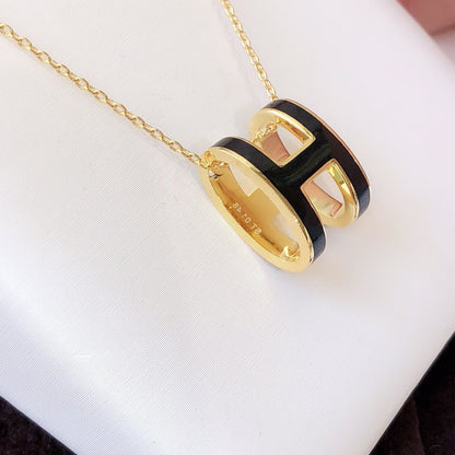 Mystic HM CLIC BLACK ENAMEL GOLD NECKLACE