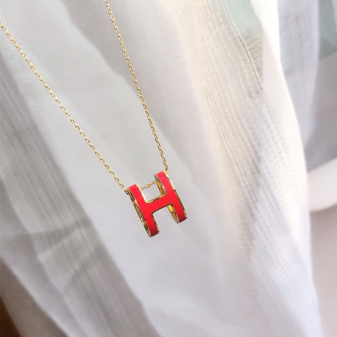 Mystic HM CLIC RED ENAMEL GOLD NECKLACE