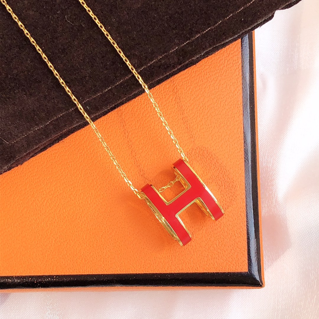 Mystic HM CLIC RED ENAMEL GOLD NECKLACE