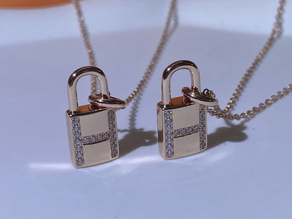 Mystic HM ADVANCED NICHE LOCK HEAD NECKLACE DIAMONDS