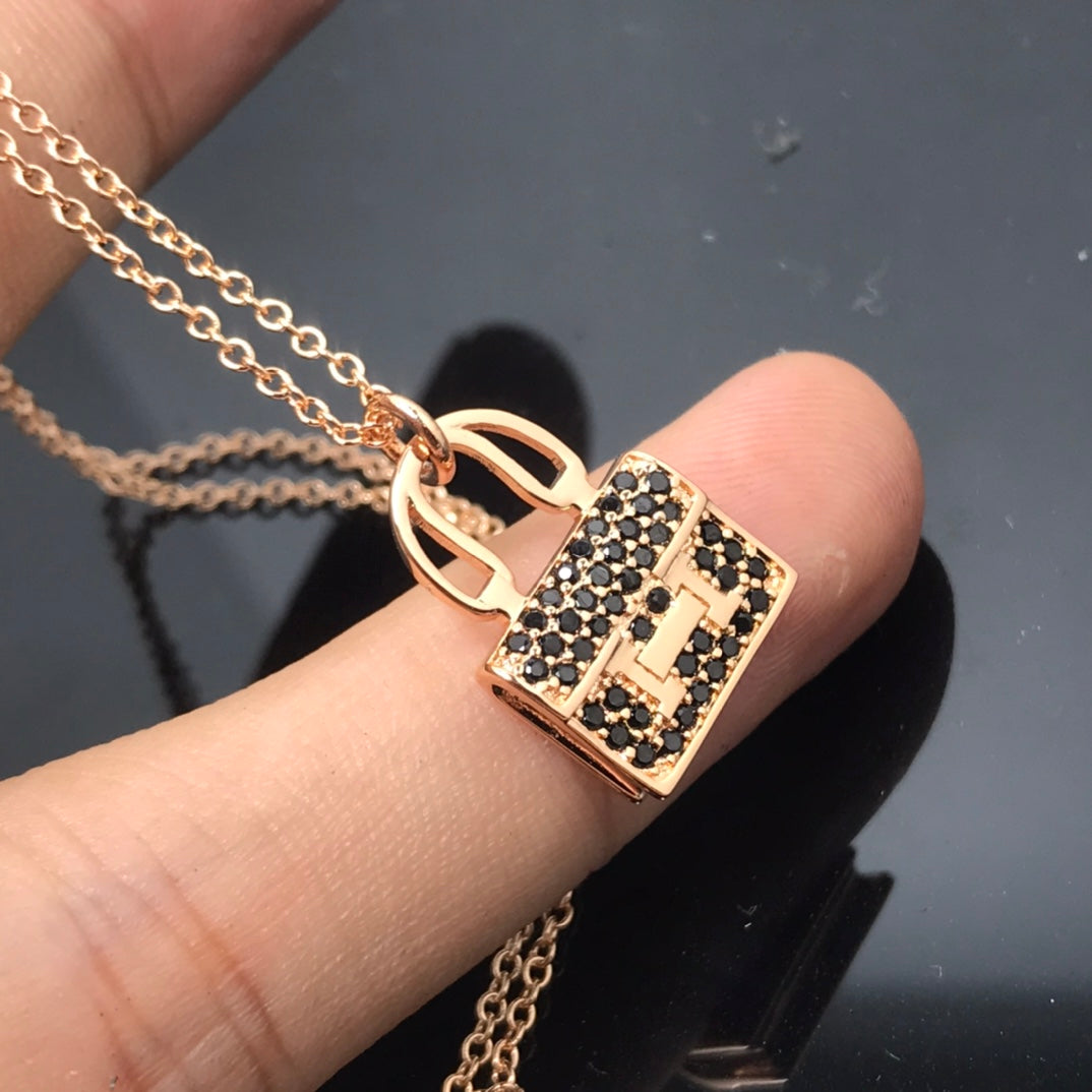 Mystic HM NECKLACE ARRIVAL BLACK DIAMOND