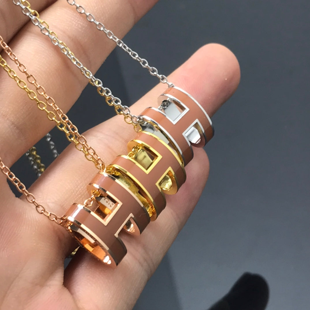 Mystic H NECKLACE BROWN