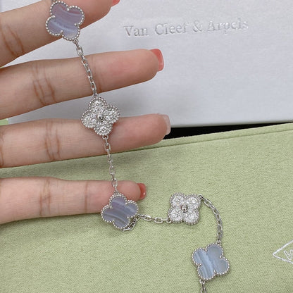 [Mystic ]New  CLOVER 5 MOTIF PURPLE CHALCEDONY BRACELET COLLECTION