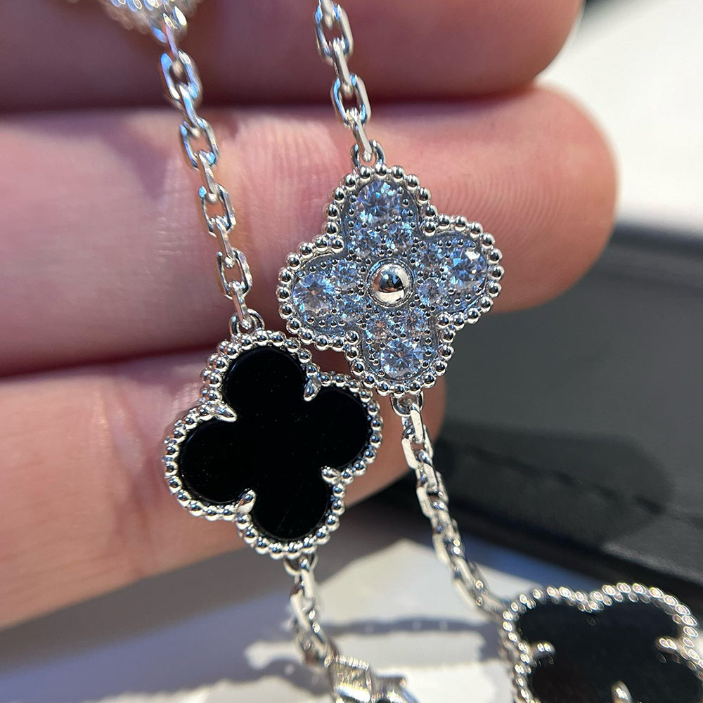 [Mystic ]New CLOVER 5 MOTIF ONYXS BRACELET COLLECTION