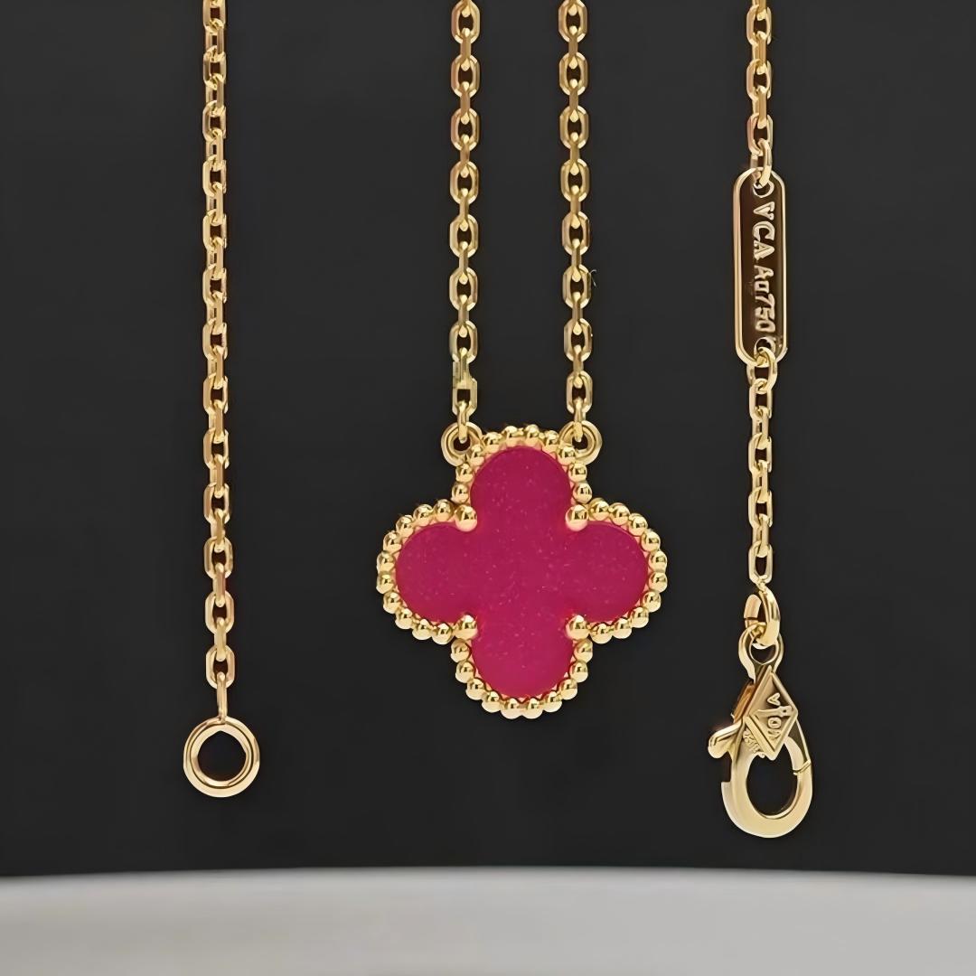 [Mystic] NEW CLOVER 15MM PINK ENAMEL NECKLACE