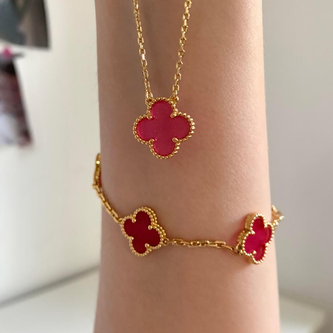 [Mystic] NEW CLOVER 15MM PINK ENAMEL NECKLACE
