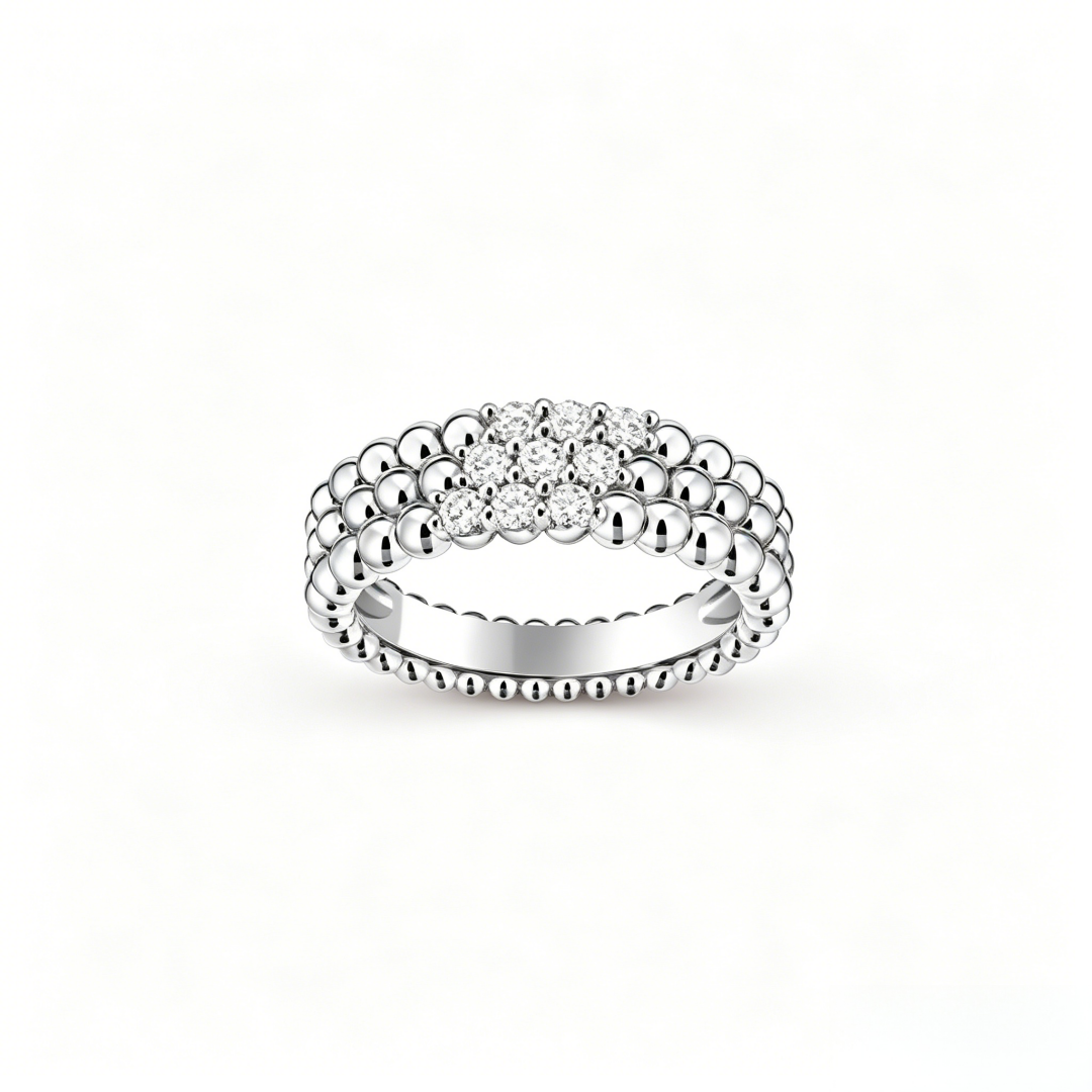 [Mystic ]  THREE-ROW DIAMOND RING