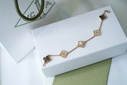 [Mystic ]New CLOVER 5 MOTIF GRAY MOP BRACELET COLLECTION