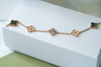 [Mystic ]New CLOVER 5 MOTIF GRAY MOP BRACELET COLLECTION