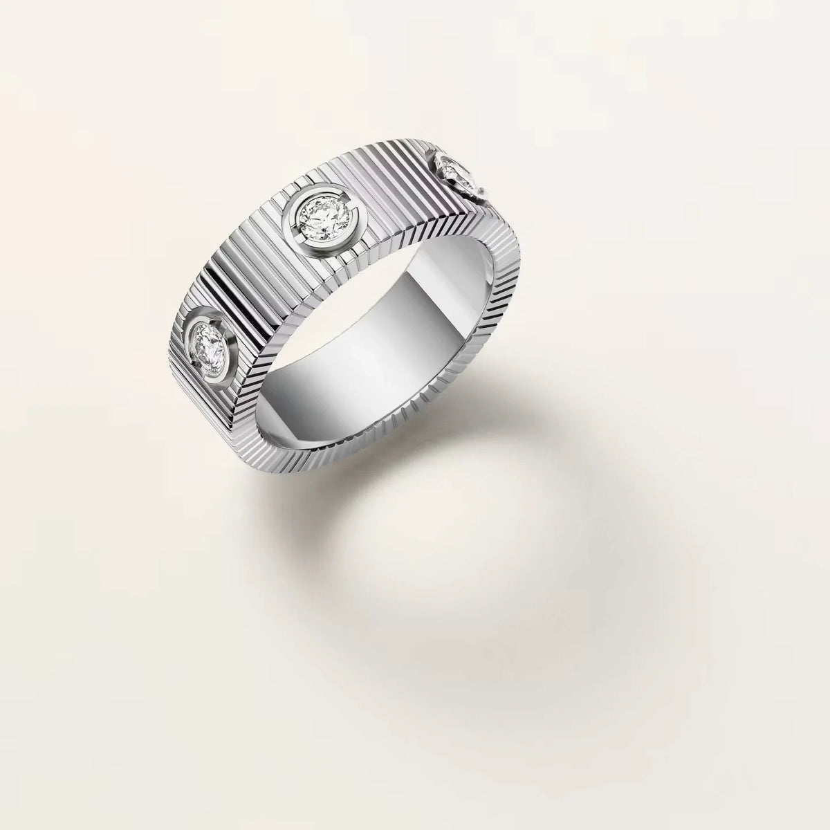 Mystic NEW MODEL LOVE 6.5 MM RING ，6 DIAMONDS