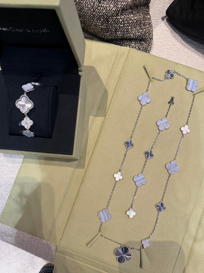[Mystic ] 25 NEW CLOVER 15 MOTIFS PURPLE CHALCEDONY