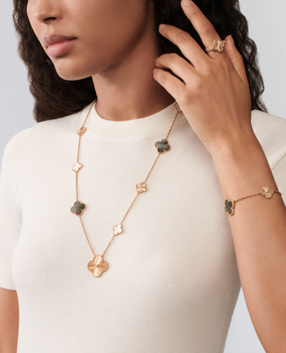 [Mystic ] 25 NEW CLOVER 15 MOTIFS GRAY MOTHER-OF-PEARL