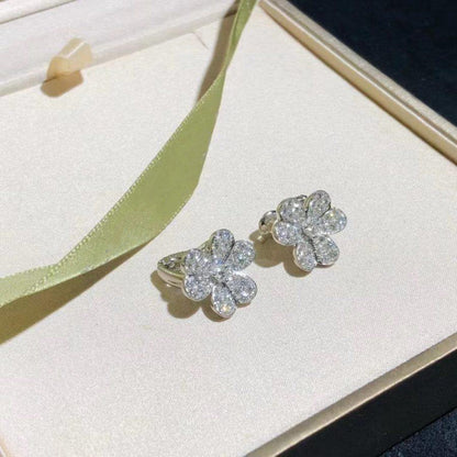 Mystic FRIVOLE SILVER FLOWER DIAMOND EARRINGS