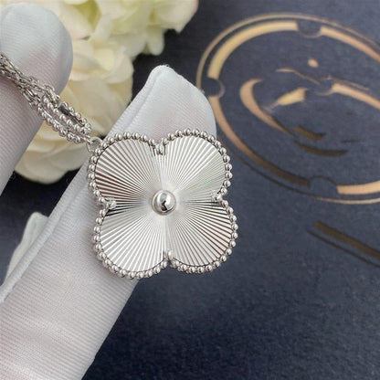 Mystic CLOVER 25MM SILVER BIG CLOVER NECKLACE