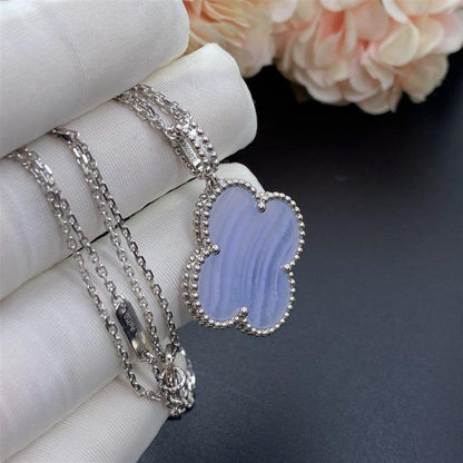 Mystic CLOVER SILVER CHALCEDONY BIG CLOVER NECKLACE